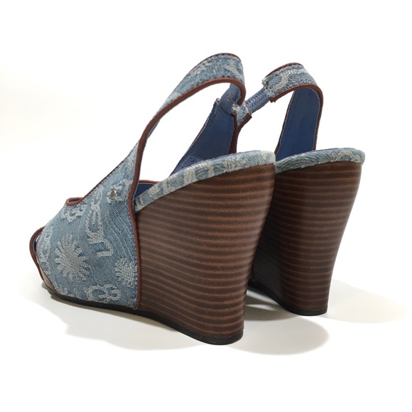 UGG HAZEL DENIM WEDEGE SLINGBACK SANDALS -BLUE -WOMEN’S US 8.5 -NEW - Picture 4 of 9
